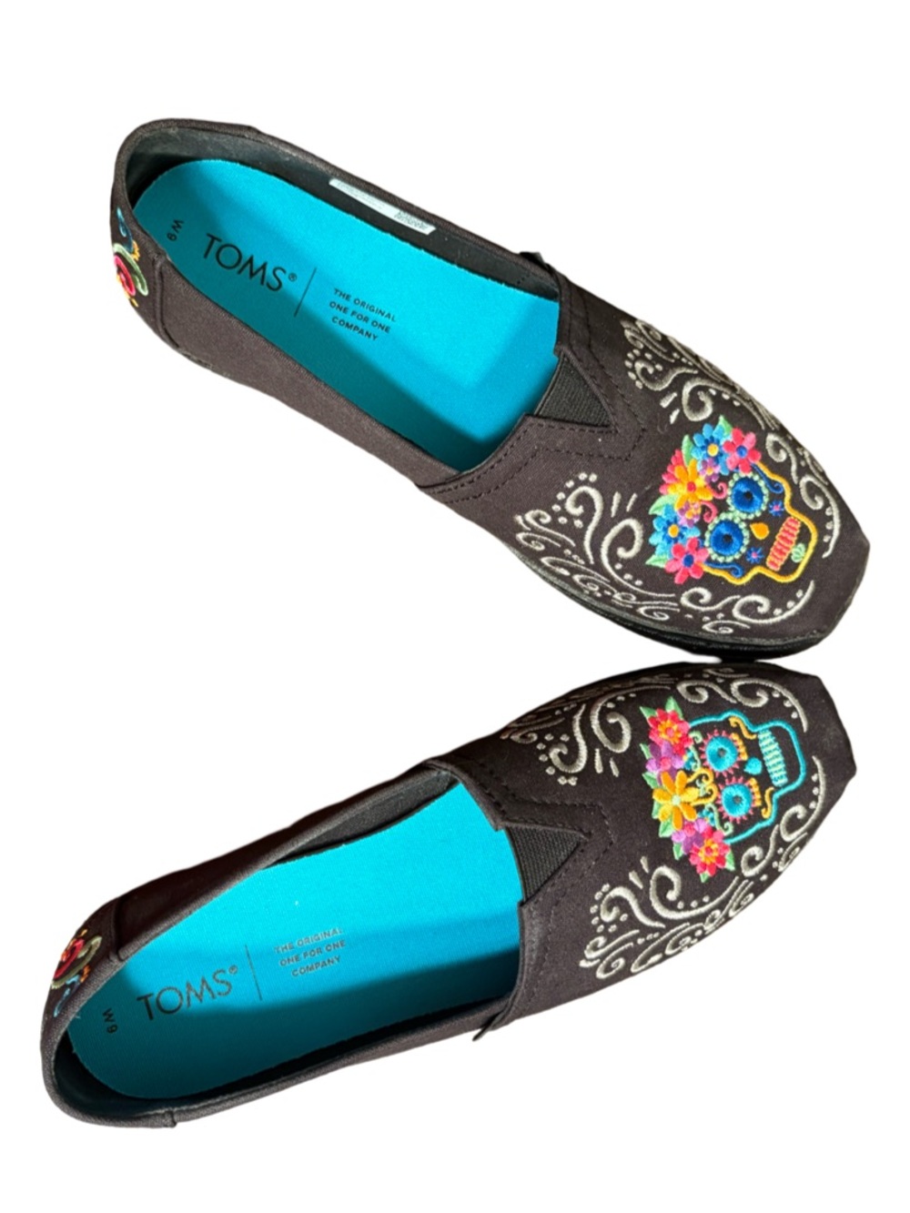 TOMS WOMEN’S DIA DE LOS MUERTOS EMBROIDERED SLIP ONS - Picture 7 of 7